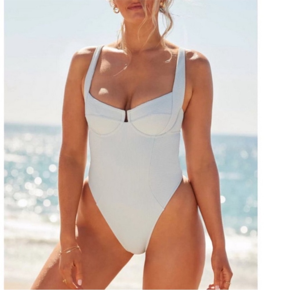 Camille Kostek Ribbed Underwire One Piece Blue XL 14/16 brazillian Cheeky NWT